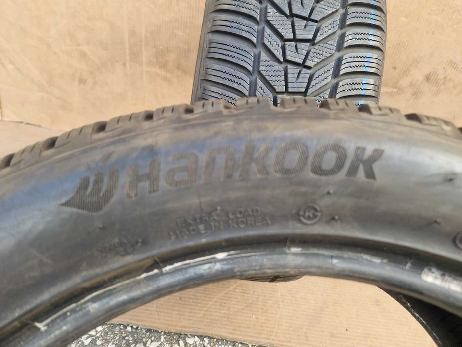 2 Hankook R19 235/50
Зимни гуми 
DOT2921