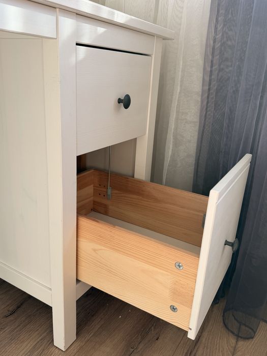 Письменный стол IKEA