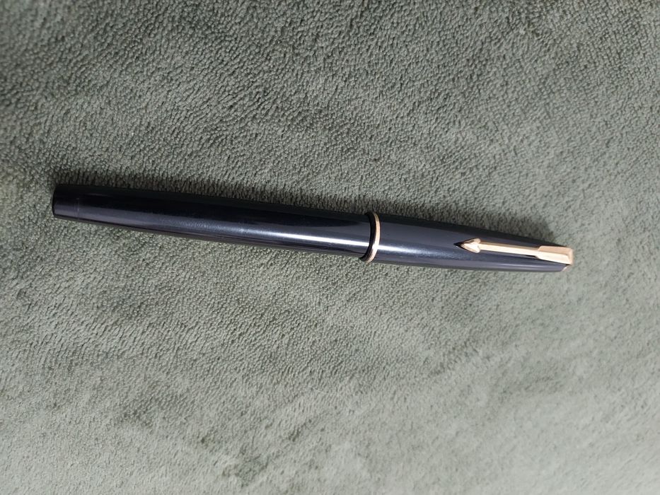 Stilou Parker 17 penita aur 14k
