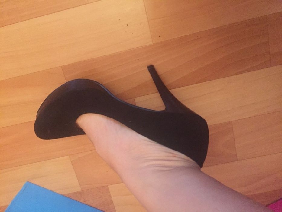 Туфли и босоножки р39