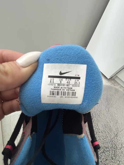 Дамски маратонки Nike Air Max 270 React