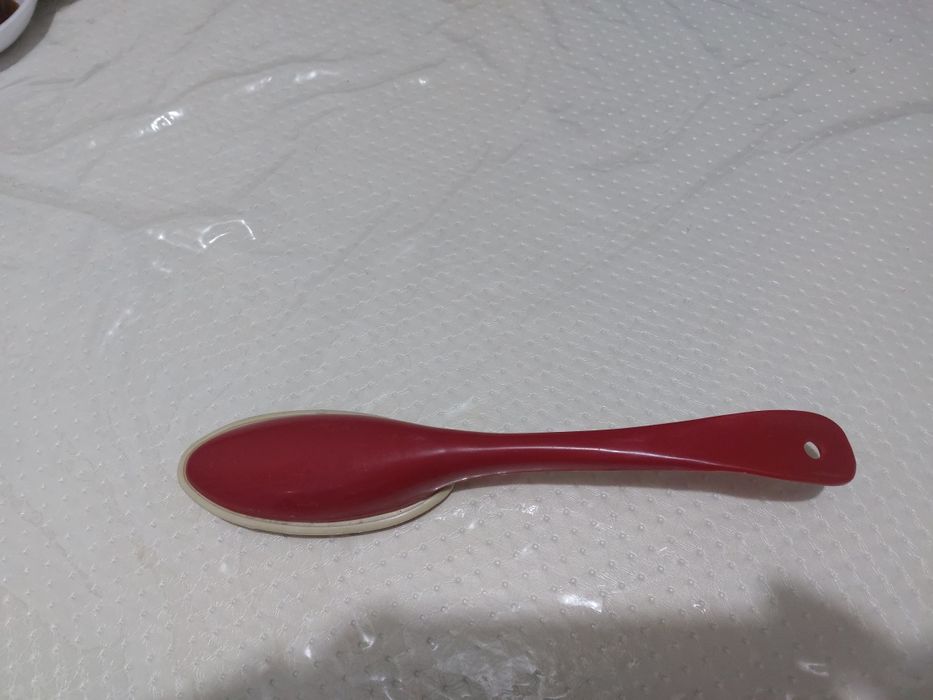 Продам платяная щетка