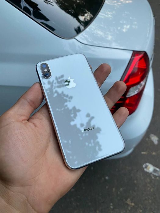 Iphone x 64         .