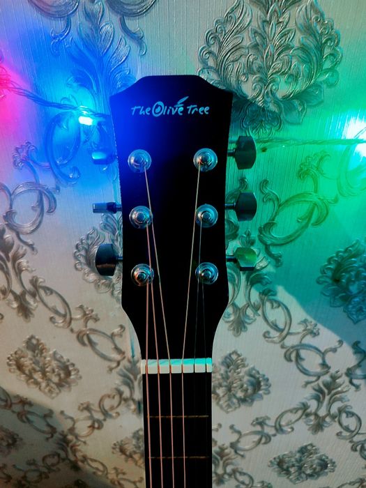 Срочно Продам Гитару!