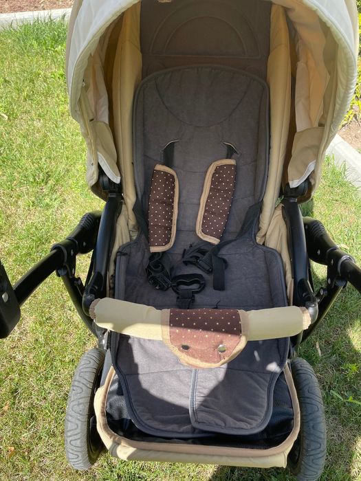 Бебешка количка -