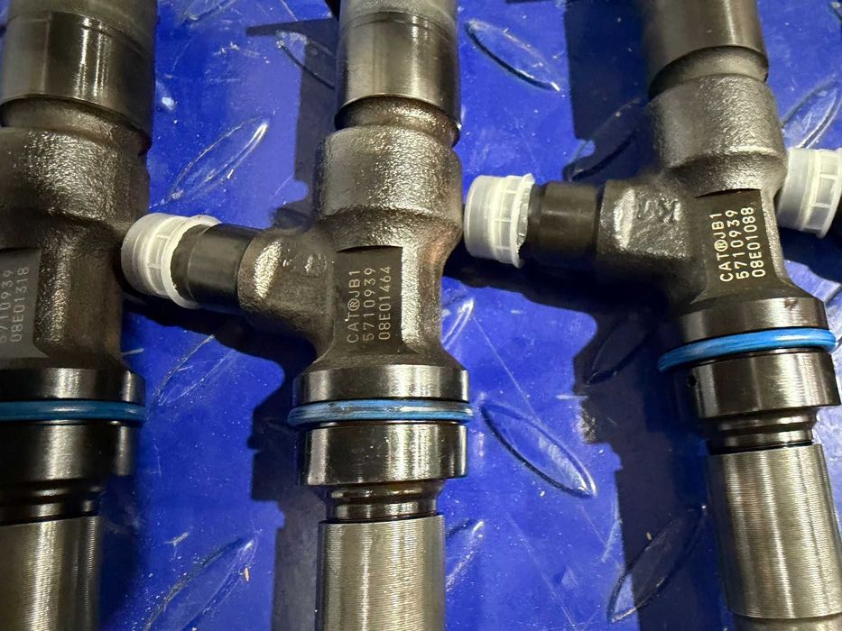 Injectoare Caterpillar Originale C4.4, 5710939 SET