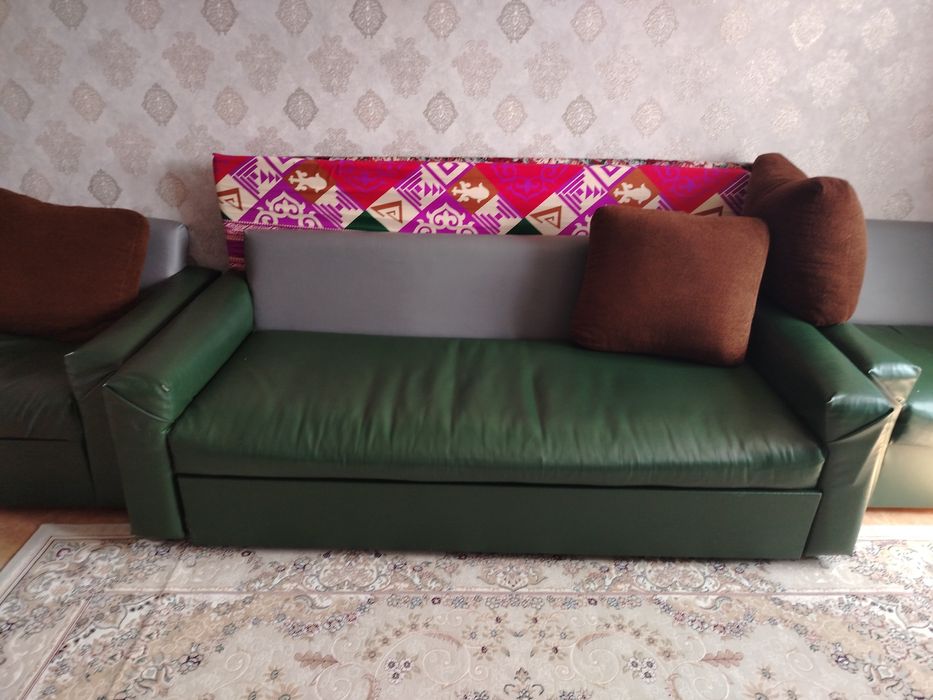 Диван и 2 кресло  самовызов