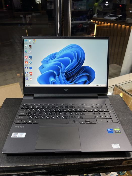 HP Victus i5-12450H RTX 3050 16GB 512GB SSD