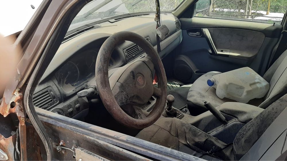 Продается Волга 31105