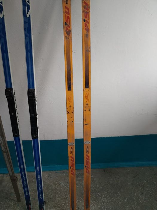 Продам Лыжы Их 3