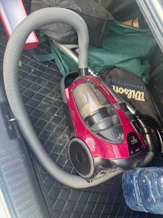 Пылесос ва Куллер сотилади