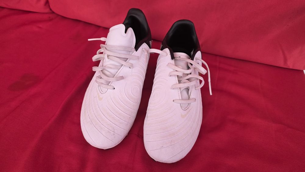 Ghete fotbal Nike Phantom GX II Academy FG/MG mărimea 38.5 (Originale)