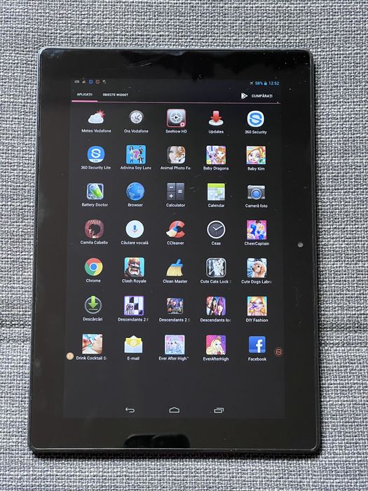 Tableta Lenovo Smart Tab III cu jocuri pentru copii, ebook reader