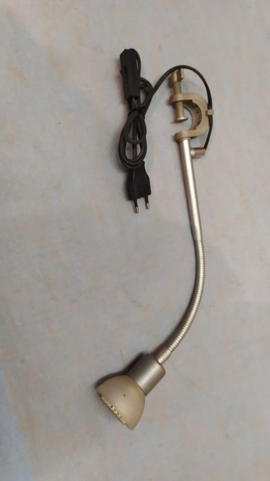 Настолни немски лампи