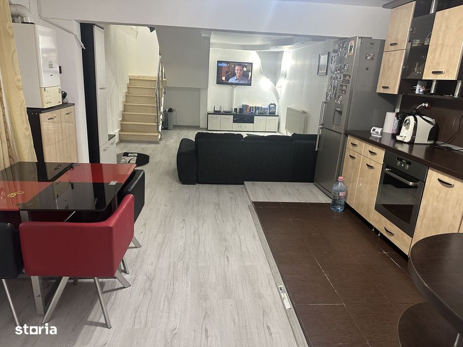 Casa P+M 90mp zona Palatul de Justitie