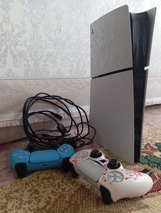 Продам Playstation 5