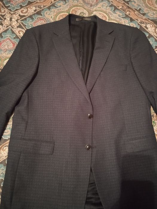 Продам мужской костюм