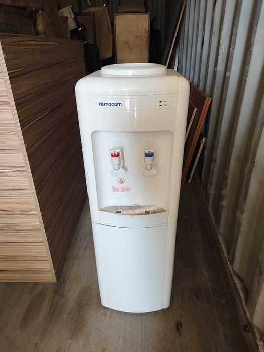 Диспенсер для воды