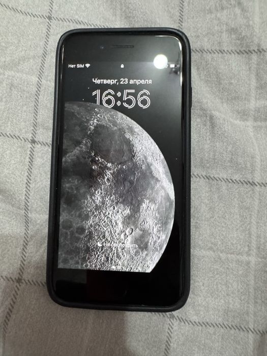 Продам телефон айфон 8