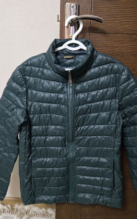 Куртка женская ,лёгкая Размер L