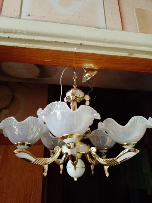 Люстра импортная, 5-ти рожковая