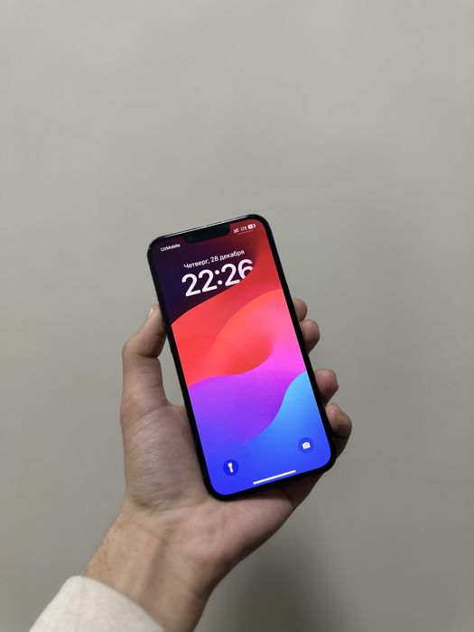 iPhone 13 pro blue