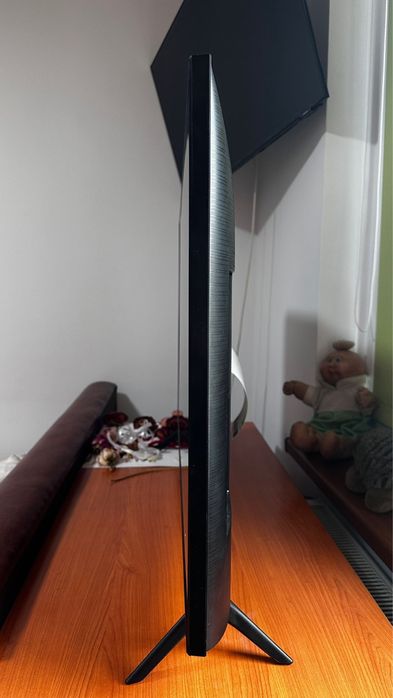 Samsung CU7100 Crystal UHD 4k