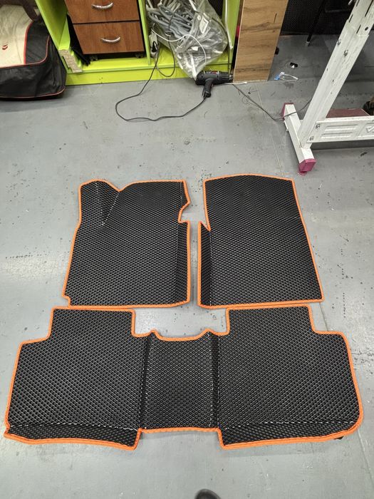 Ева полик / Ева полик