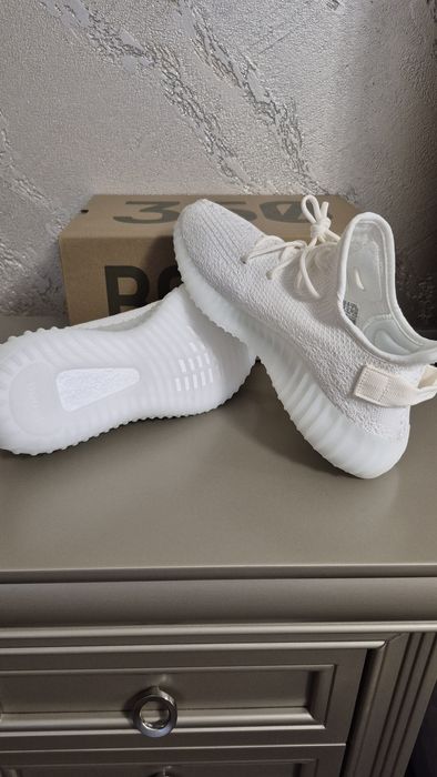 Yezzy 350 full white