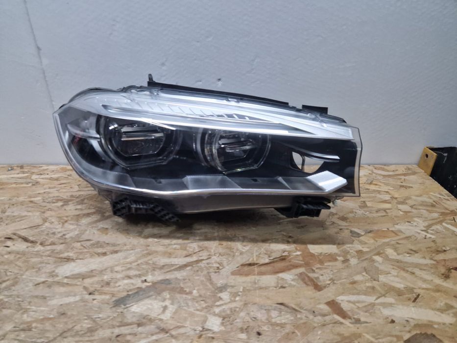 Far bmw X5 F15 X6 F16 led adaptiv 3 calculatoare dreapta