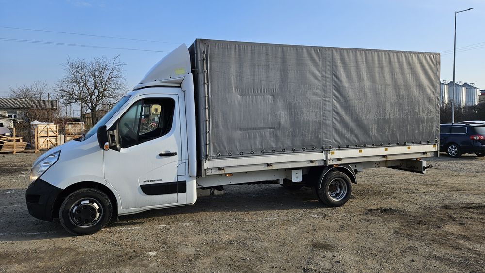 Vând Renault Master