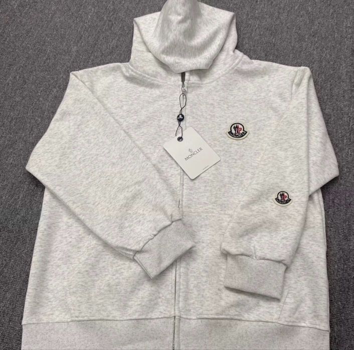 зипка бренд moncler
