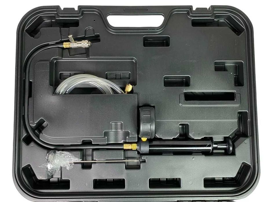 Комплект тестер за проверка на охладителната система KRAFTWELLE