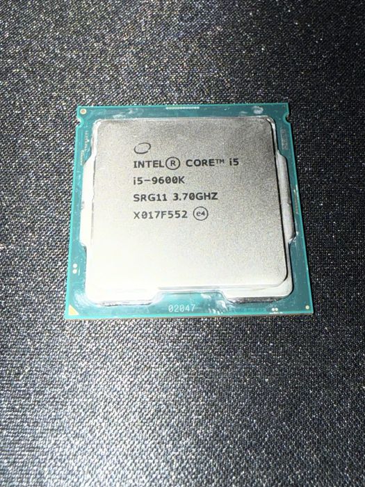 Процессор Intel Core i5 9600K
