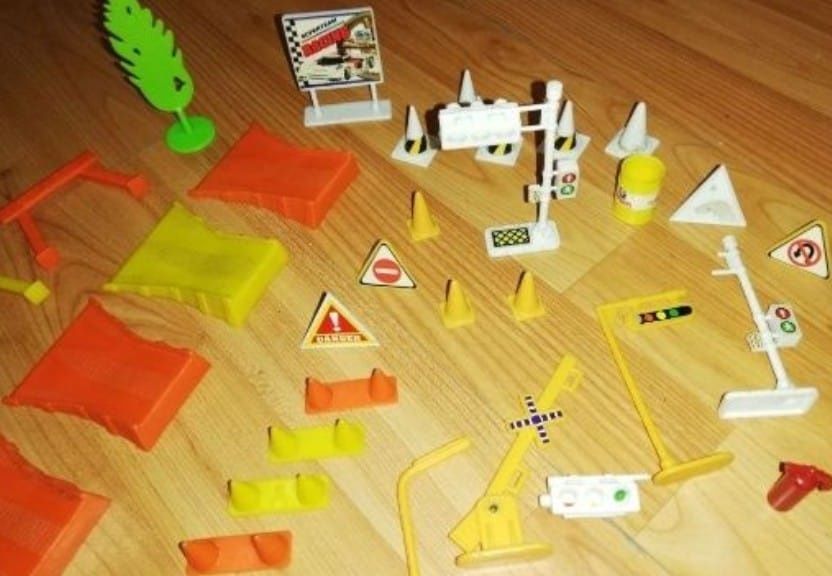 Jucarii de colectie perioada comunista 1980