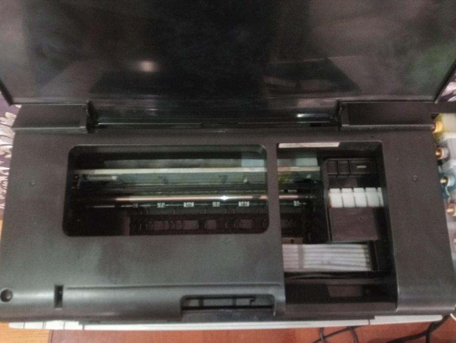 Epson L800 holati idiyalni