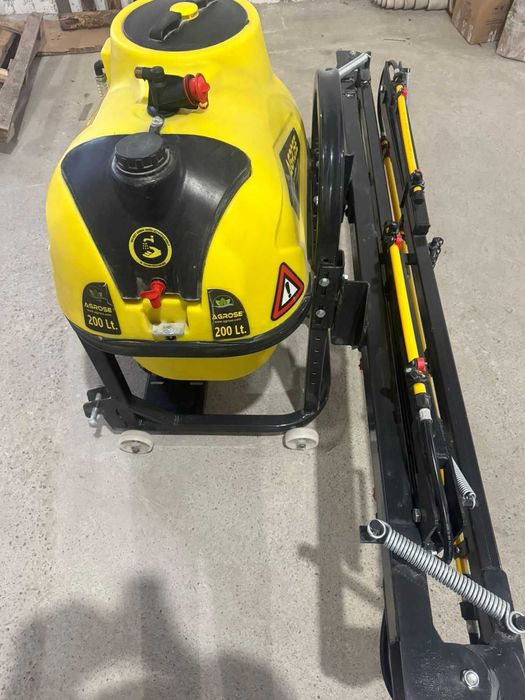 опрыскиватель 200 литров