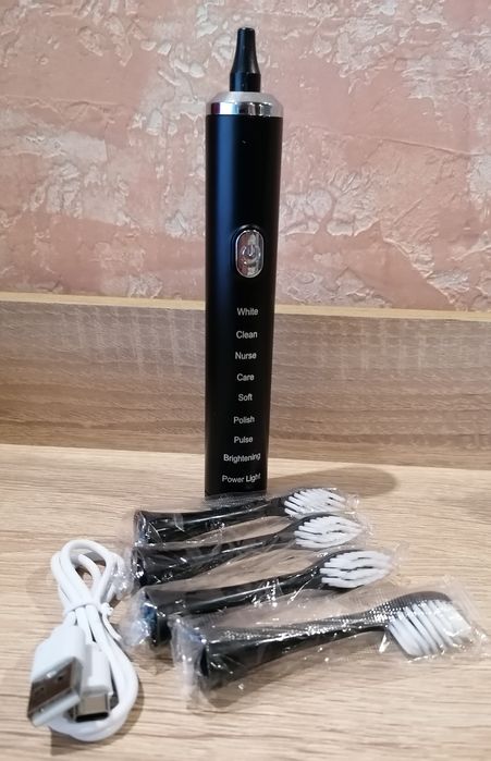 Електрическа четка за зъби с 4 глави