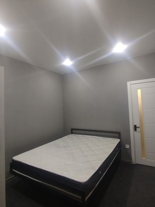 yunusobod bodomzor metro yonida