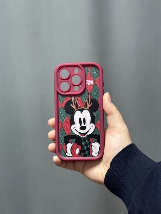 Продам Новогодние чехлы на айфоны