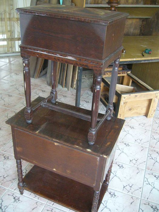 Старинни Нощни Шкафчета - Рисувани