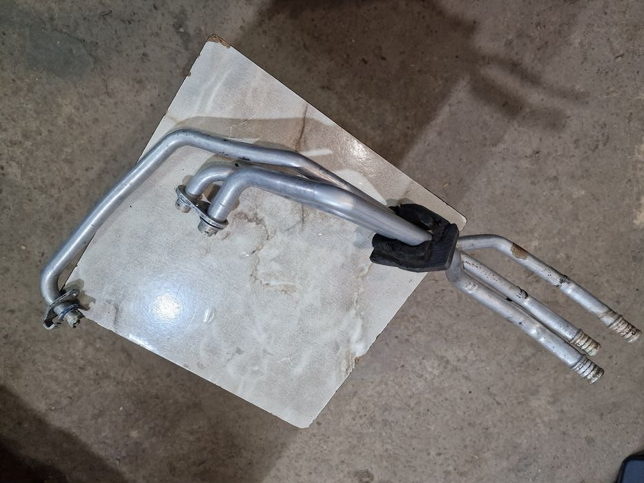 продам патрубки радиатора печки bmw e34