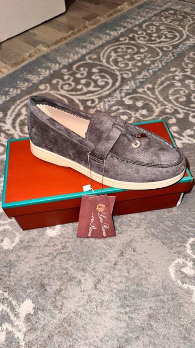 Продам лоферы 35 размер