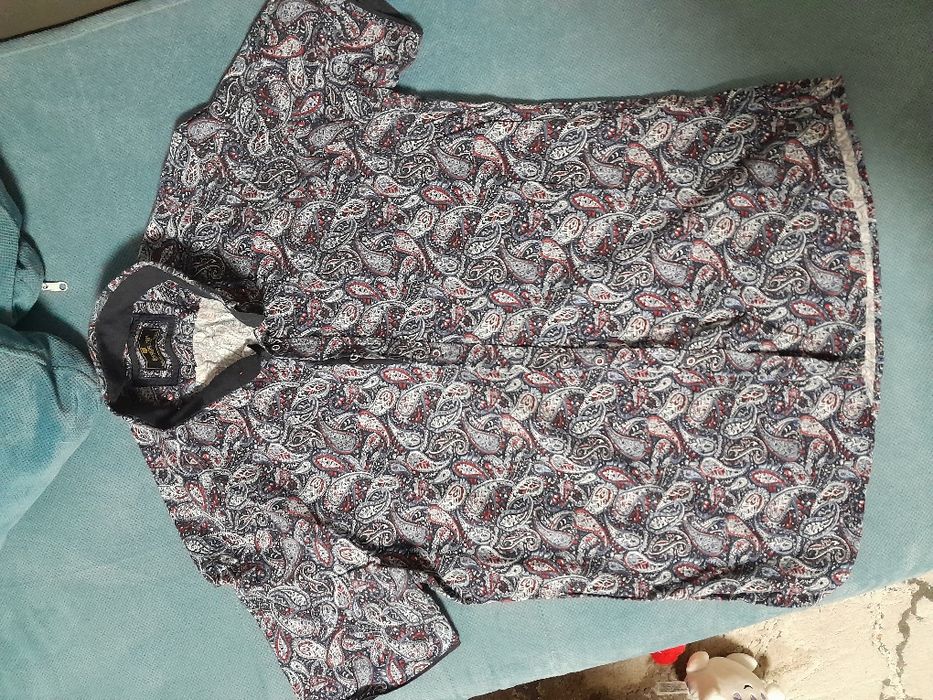 Мъжки ризи/риза L размер