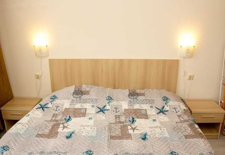 Дава се под наем Двустаен апартамент в Варна, Бизнес хотел - 60 кв.м за 306 € - Снимка #8