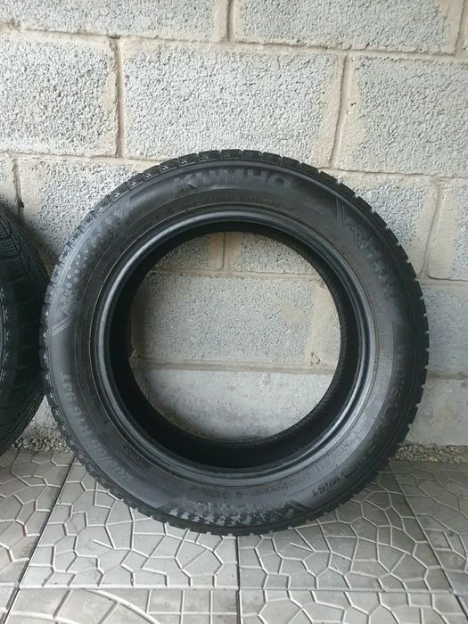 Зимние шины, размер - 205/55 r 16