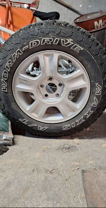 Офроуд гуми Maxxis