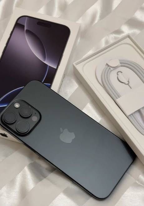 iPhone 16 pro max