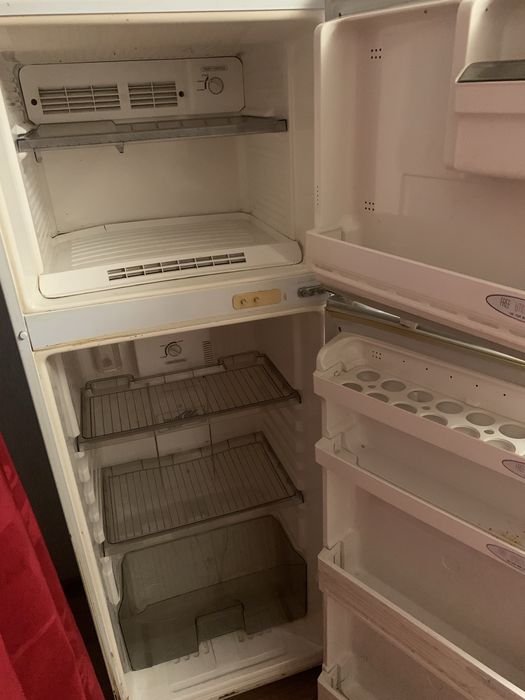 Холодильник на запчасти