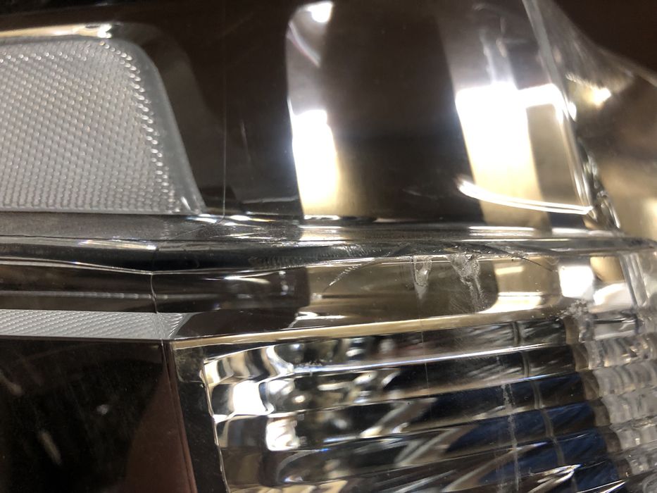 Фара Тойота Лэнд Крузер 200 TLC